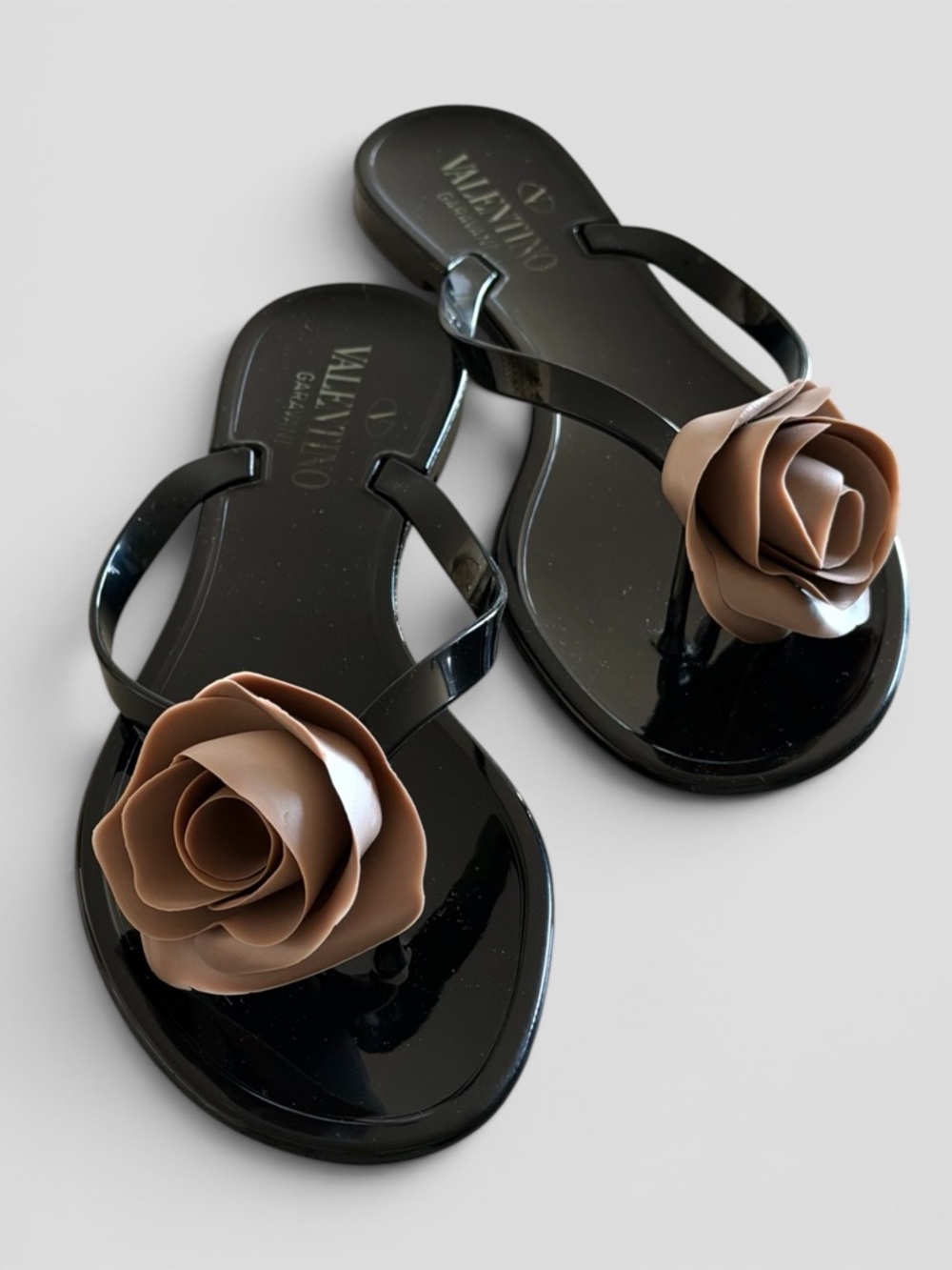 Valentino Garavani Beige Rose Thong Sandals Size 36